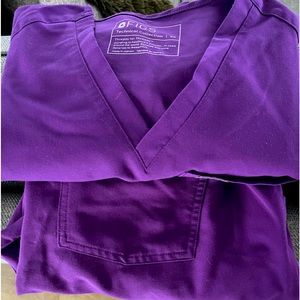 FIGS Purple Scrub Set